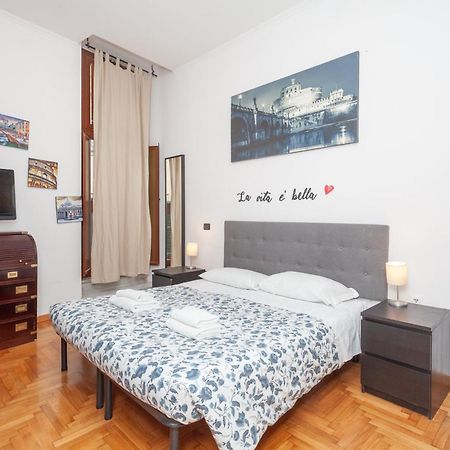 Pellegrino Piazza Navona Apartment โรม ภายนอก รูปภาพ